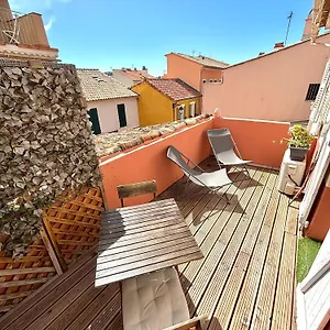 Terrasse Centre Rue Piétonne Sanary-sur-Mer